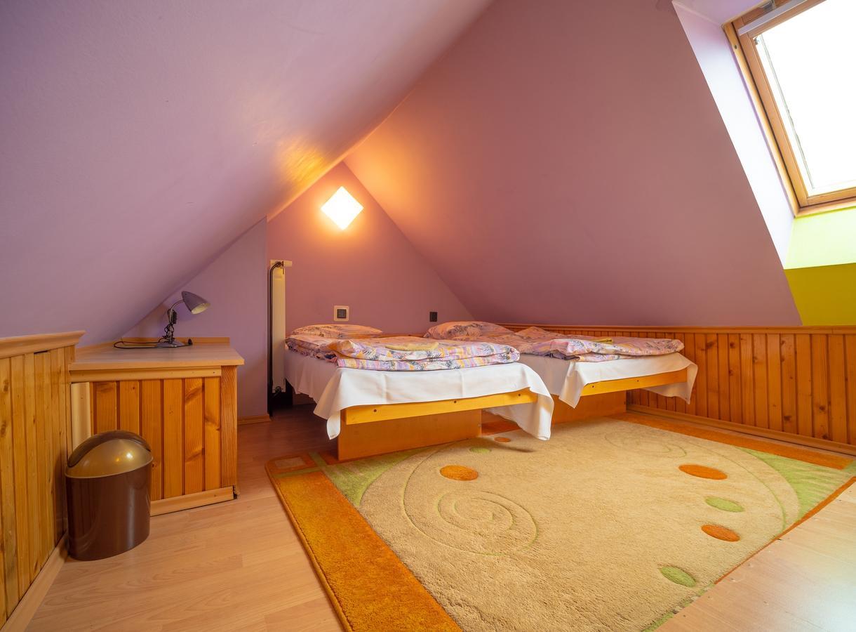 Penzion Skitour Stara Lesna Ngoại thất bức ảnh